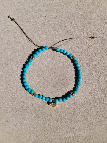 Turquoise oval solitaire bracelet