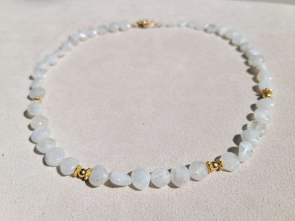 White Flower necklace