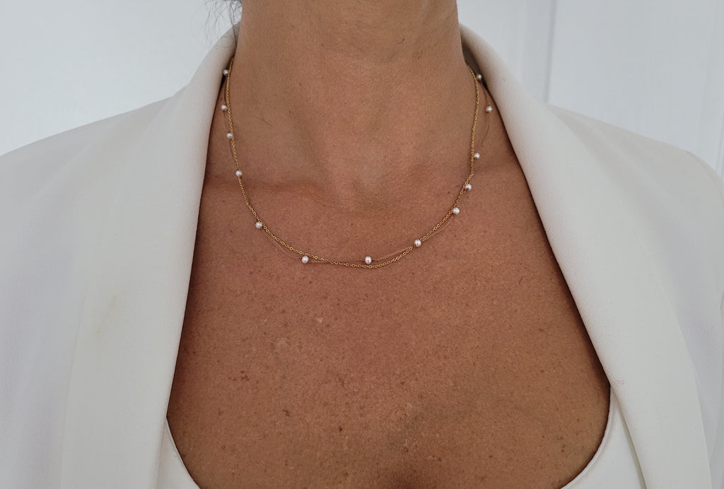 Everyday pearl necklace